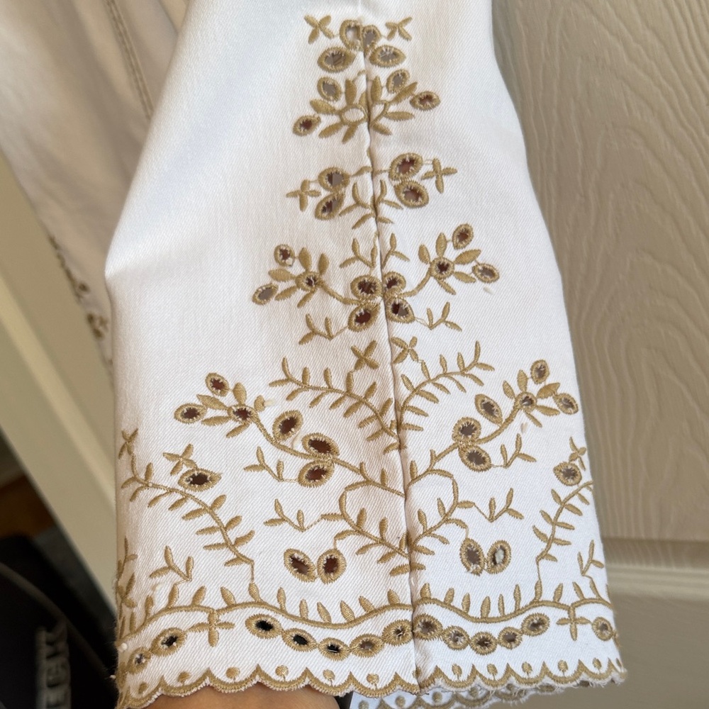LAST CHANCE SALE! Women’s White Straight-Leg Capris with tan Embroidered Hem - Picture 5 of 10